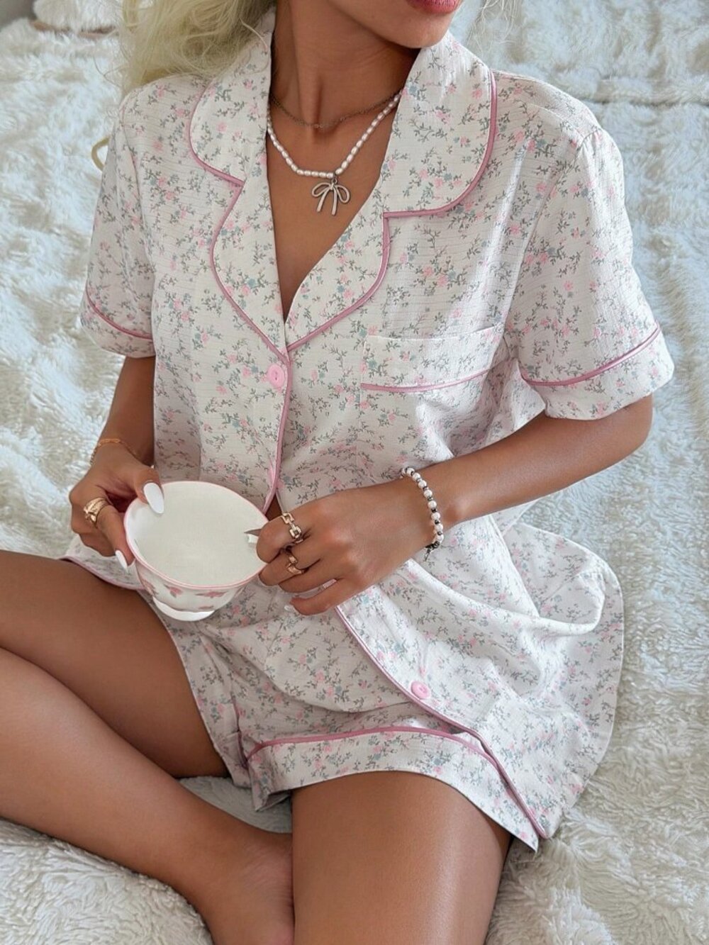 Baby Pink Romantic Women's Ditsy Floral Lapel Short Sleeve Shorts Pajama Set - Picture 7 of 8